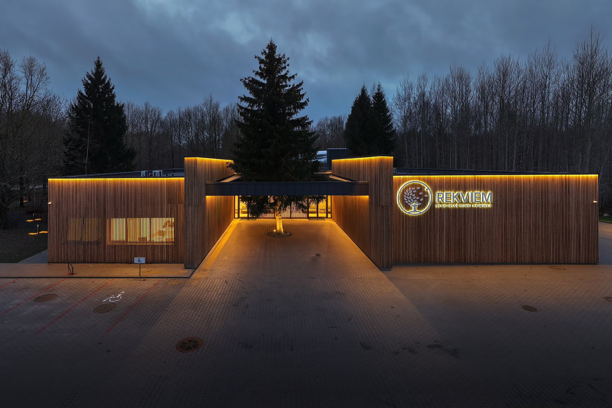 Laidojimo namai — Renovacija Šiauliai